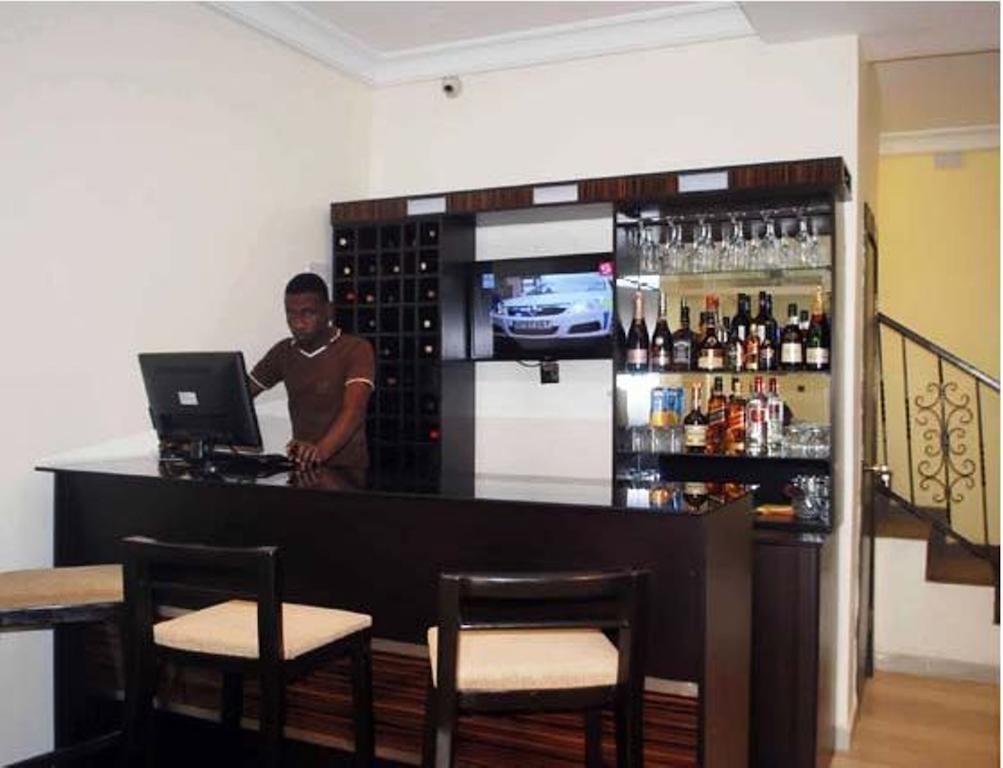 Lakeem Suites Ikoyi Лагос Екстериор снимка
